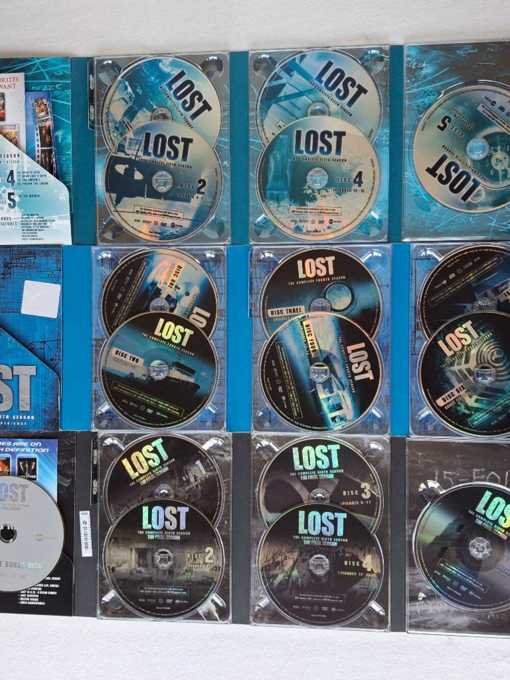 Lost Complete Series - Picture 4 of 4